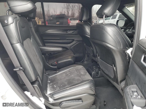 2024 Jeep Grand Cherokee L Altitude with VIN 1C4RJKAG6R8514400, listed as a Copart auction lot 42676965 with 21,658 mi miles and Salvage Title. Bid and sale history available at carsss.com. Image 11.