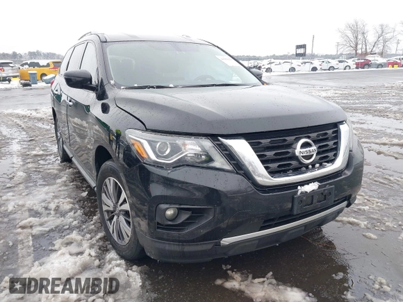 2020 Nissan Pathfinder SV with VIN 5N1DR2BM1LC638002, listed as a IAAI auction lot 41556190 with 121,386 mi miles. Bid and sale history available at carsss.com. Image 1.