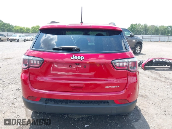 2018 Jeep Compass Sport z VIN 3C4NJCAB6JT487634, wystawiony jako IAAI lot #42405806 z przebiegiem 145 148 mil mil oraz . Historia ofert i sprzedaży dostępna na DreamBid. Obrazek 17.