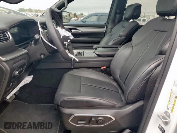 2024 Jeep Wagoneer Series II with VIN 1C4SJVBP8RS133555, listed as a Copart auction lot 51334415 with 8,030 mi miles and Salvage title. Bid and sale history available at DreamBid. Image 7.