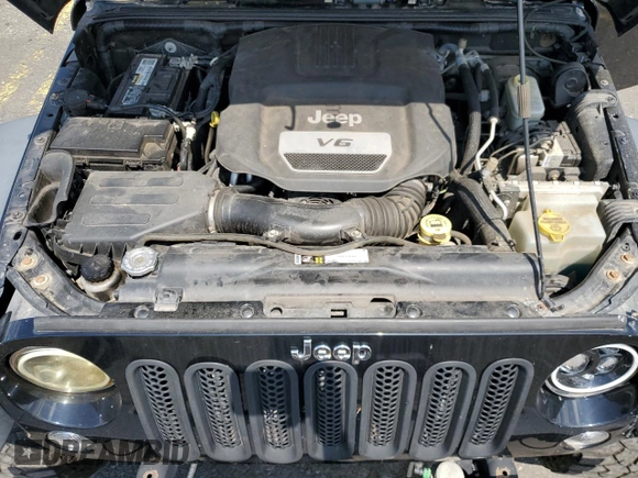 2015 Jeep Wrangler Unlimited Sport with VIN 1C4BJWDG1FL668395, listed as a Copart auction lot 64035035 with 79,972 mi miles and Salvage title. Bid and sale history available at DreamBid. Image 11.