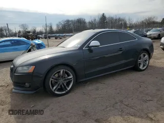 2009 Audi S5 z VIN WAURV78T59A003190, wystawiony jako Copart lot #47210115 z przebiegiem 140 646 mil mil oraz Szkoda całkowita • Salvage title. Historia ofert i sprzedaży dostępna na DreamBid. Obrazek 1.
