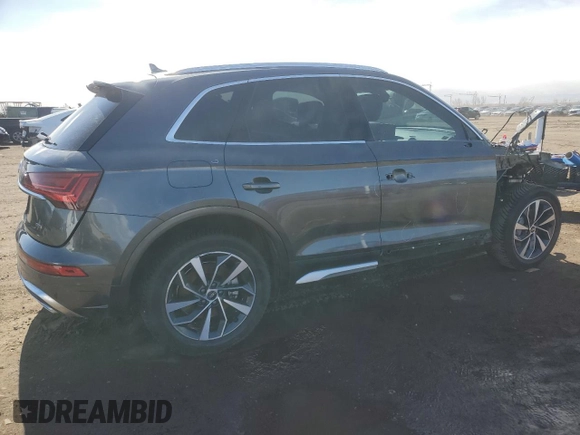 2022 Audi Q5 S line Premium Plus with VIN WA1EAAFY6N2137326, listed as a Copart auction lot 47820605 with 24,865 mi miles and Salvage Title. Bid and sale history available at carsss.com. Image 3.