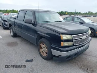 2006 Chevrolet Silverado 1500 LT1 with VIN 2GCEC13T461191279, listed as a IAAI auction lot 40285286 with 134,942 mi miles. Bid and sale history available at carsss.com. Image 1.