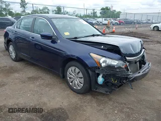 2011 Honda Accord LX z VIN 1HGCP2F36BA102147, wystawiony jako IAAI lot #42341321 z przebiegiem 106 513 mil mil oraz . Historia ofert i sprzedaży dostępna na DreamBid. Obrazek 1.