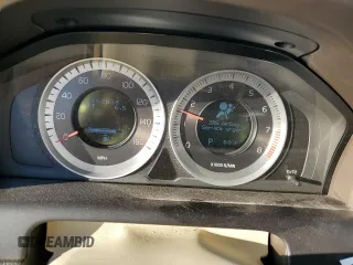 2013 Volvo XC60 T6 с VIN YV4902DZ9D2455853, выставлен на аукционе Copart как лот 50393225 с пробегом 152 038 миль миль и Списание • Salvage title. История ставок и продаж доступна на DreamBid. Изображение 9.