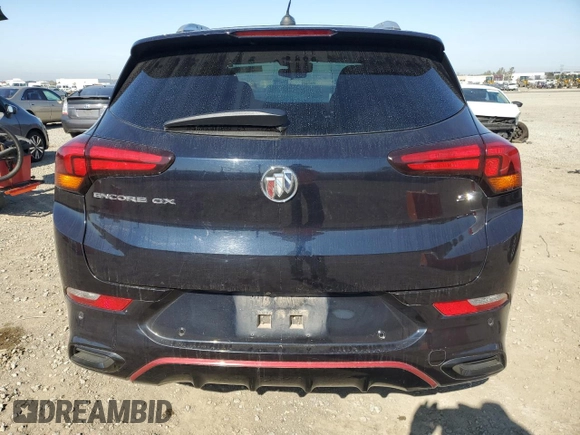 2020 Buick Encore GX Select z VIN KL4MMDSL2LB092302, wystawiony jako Copart lot #52557685 z przebiegiem 40 632 mil mil oraz Szkoda całkowita • Salvage title. Historia ofert i sprzedaży dostępna na DreamBid. Obrazek 6.