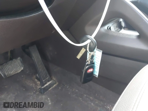 2015 Hyundai Tucson GLS with VIN KM8JT3AF6FU982128, listed as a IAAI auction lot 42227235 with 141,612 mi miles and . Bid and sale history available at DreamBid. Image 12.