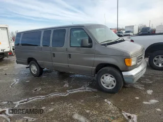 2003 Ford Econoline Passenger XL z VIN 1FBSS31L13HA66466, wystawiony jako Copart lot #43934125 z przebiegiem 163 221 mil mil oraz Czysty tytuł • Clean title. Historia ofert i sprzedaży dostępna na DreamBid. Obrazek 4.