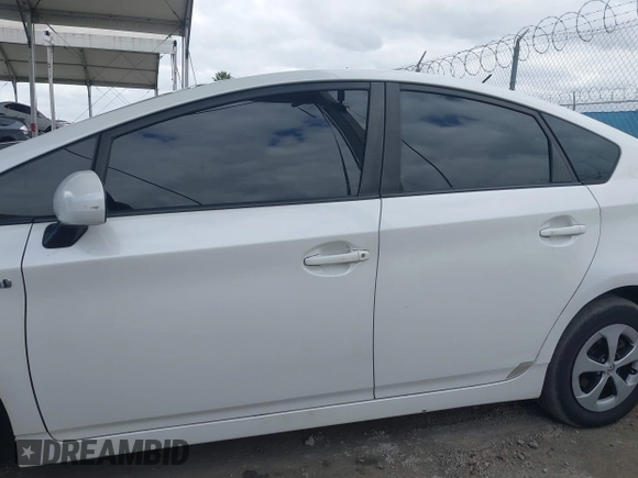 2013 Toyota Prius One with VIN JTDKN3DU1D5607042, listed as a IAAI auction lot 42050779 with 119,586 mi miles. Bid and sale history available at carsss.com. Image 15.