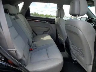 2013 Kia Sorento LX с VIN 5XYKT4A28DG421648, выставлен на аукционе Copart как лот 55887275 с пробегом 173 113 миль миль и Списание • Salvage title. История ставок и продаж доступна на DreamBid. Изображение 11.