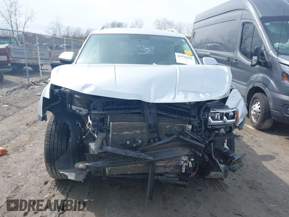 2018 Volkswagen Atlas S с VIN 1V2AP2CA1JC578834, выставлен на аукционе IAAI как лот 41970392 с пробегом 82 035 миль миль и . История ставок и продаж доступна на DreamBid. Изображение 13.