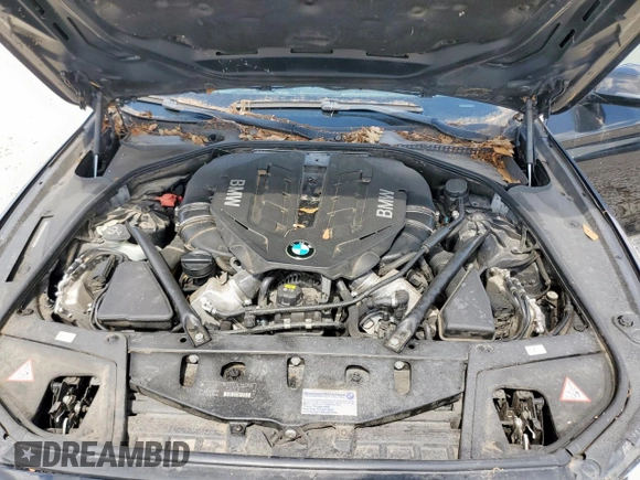 2015 BMW 5 Series 550i with VIN WBAKN9C50FD961539, listed as a Copart auction lot 62201055 with 129,182 mi miles and Clean title. Bid and sale history available at DreamBid. Image 11.