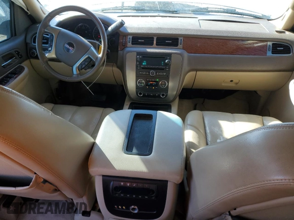 2007 GMC Yukon XL SLT with VIN 1GKFK16377R377463, listed as a Copart auction lot 49138845 with 240,450 mi miles and Salvage Title. Bid and sale history available at DreamBid. Image 8.