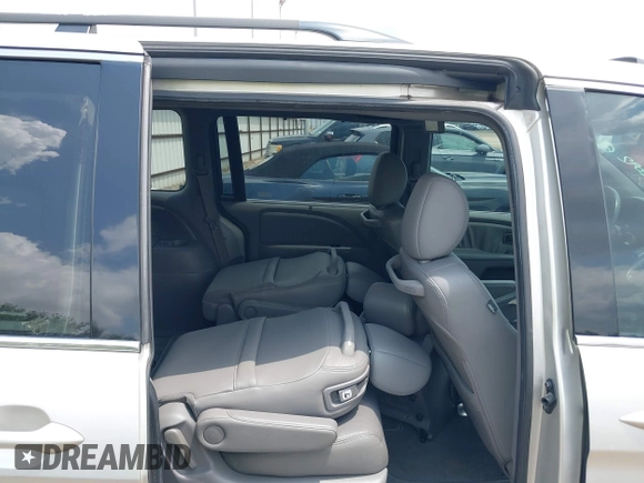 2009 Honda Odyssey Touring z VIN 5FNRL38949B002092, wystawiony jako IAAI lot #42072003 z przebiegiem Nie podano mil oraz . Historia ofert i sprzedaży dostępna na DreamBid. Obrazek 8.