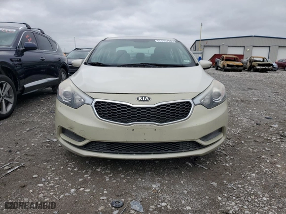 2015 Kia Forte LX with VIN KNAFK4A67F5323632, listed as a Copart auction lot 54090755 with 112,782 mi miles and Clean Title. Bid and sale history available at carsss.com. Image 5.