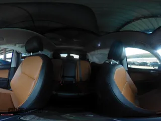 2018 Volkswagen Tiguan SEL z VIN 3VV3B7AX1JM036551, wystawiony jako IAAI lot #42170151 z przebiegiem 97 506 mil mil oraz . Historia ofert i sprzedaży dostępna na DreamBid. Obrazek 18.