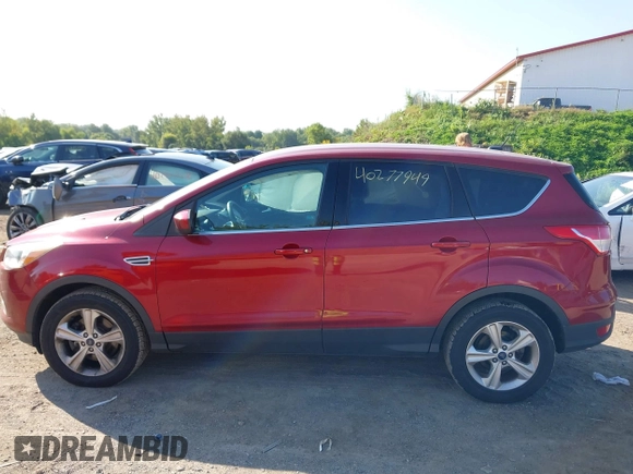 2015 Ford Escape SE with VIN 1FMCU9G90FUA11152, listed as a IAAI auction lot 40277949 with 182,450 mi miles. Bid and sale history available at carsss.com. Image 14.