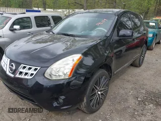 2013 Nissan Rogue S with VIN JN8AS5MT4DW546114, listed as a IAAI auction lot 41970777 with 243,593 mi miles. Bid and sale history available at carsss.com. Image 2.