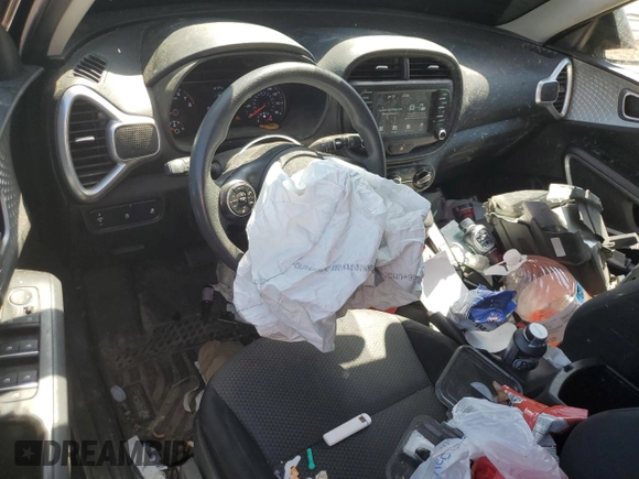 2020 Kia Soul S with VIN KNDJ23AU2L7712541, listed as a Copart auction lot 54820135 with 162,393 mi miles and Salvage Title. Bid and sale history available at DreamBid. Image 8.