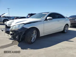 2013 Mercedes-Benz E-Class E 350 with VIN WDDKJ5KB9DF195543, listed as a Copart auction lot 46372955 with 127,622 mi miles and Salvage Title. Bid and sale history available at carsss.com. Image 1.
