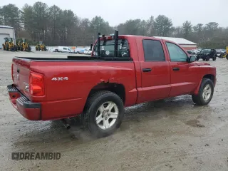 2010 Dodge Dakota Bighorn/Lonestar with VIN 1D7CW3GK9AS188579, listed as a Copart auction lot 51712185 with 198,657 mi miles and Clean Title. Bid and sale history available at carsss.com. Image 3.