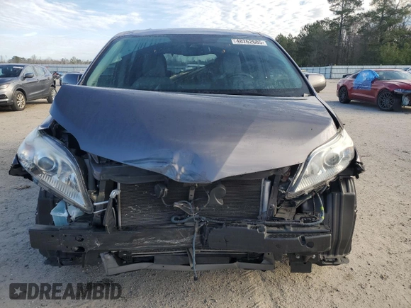 2020 Toyota Sienna XLE Auto Access Seat with VIN 5TDYZ3DC4LS073596, listed as a Copart auction lot 48262685 with 59,145 mi miles and Salvage Title. Bid and sale history available at carsss.com. Image 5.