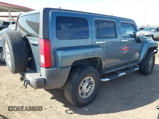 2006 Hummer H3 with VIN 5GTDN136968182132, listed as a IAAI auction lot 41998625 with 148,995 mi miles. Bid and sale history available at carsss.com. Image 4.