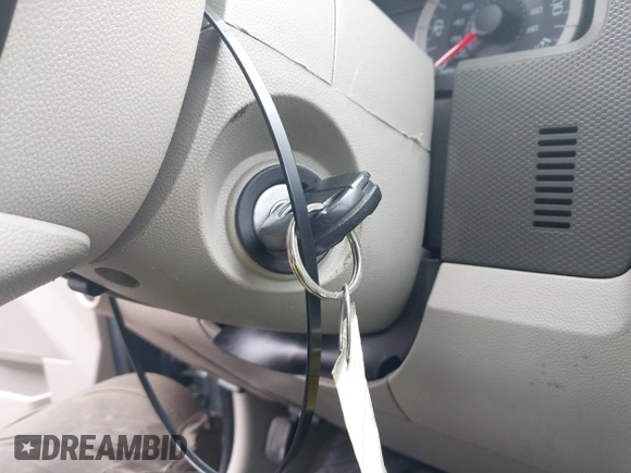 2010 Ford Escape XLT с VIN 1FMCU9DG4AKD05189, выставлен на аукционе IAAI как лот 42507467 с пробегом 83 819 миль миль и . История ставок и продаж доступна на DreamBid. Изображение 11.