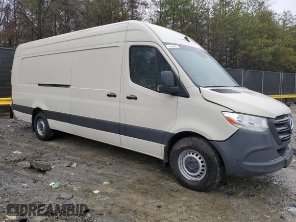 2021 Mercedes-Benz Sprinter with VIN W1Y4EDHY9MT066910, listed as a Copart auction lot 43480915 with 53,109 mi miles and Clean Title. Bid and sale history available at DreamBid. Image 4.
