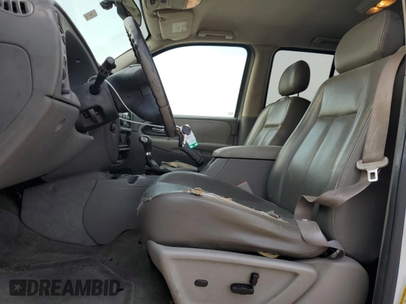 2007 Chevrolet TrailBlazer LS with VIN 1GNDS13SX72225563, listed as a Copart auction lot 53538825 with 221,239 mi miles and Salvage Title. Bid and sale history available at DreamBid. Image 7.