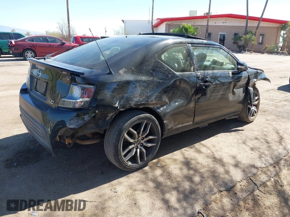 2016 Scion tC z VIN JTKJF5C7XGJ017894, wystawiony jako IAAI lot #41614948 z przebiegiem 109 311 mil mil oraz . Historia ofert i sprzedaży dostępna na DreamBid. Obrazek 4.