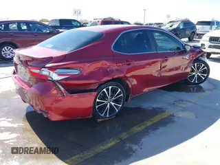 2018 Toyota Camry LE z VIN 4T1B11HK9JU583160, wystawiony jako IAAI lot #41707215 z przebiegiem 134 214 mil mil oraz . Historia ofert i sprzedaży dostępna na DreamBid. Obrazek 4.