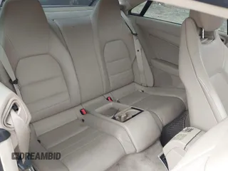 2010 Mercedes-Benz E 350 with VIN WDDKJ5GB8AF042429, listed as a IAAI auction lot 42194496 with 158,320 mi miles and . Bid and sale history available at DreamBid. Image 8.