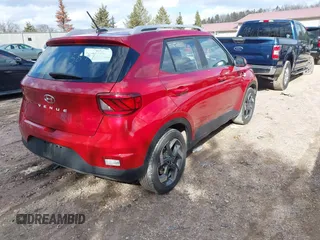 2023 Hyundai Venue Limited z VIN KMHRC8A36PU225270, wystawiony jako IAAI lot #41875877 z przebiegiem 46 049 mil mil oraz . Historia ofert i sprzedaży dostępna na DreamBid. Obrazek 4.