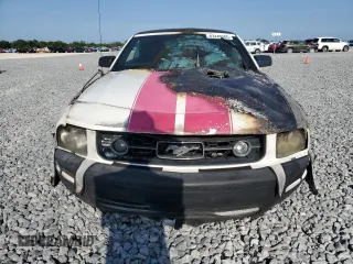 2008 Ford Mustang Deluxe with VIN 1ZVHT84N085133559, listed as a Copart auction lot 57449265 with Not provided miles and Salvage title. Bid and sale history available at DreamBid. Image 5.