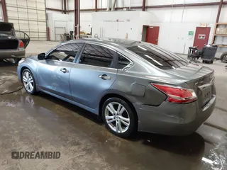 2014 Nissan Altima SL with VIN 1N4BL3AP0EC199270, listed as a IAAI auction lot 42069952 with 94,402 mi miles and . Bid and sale history available at DreamBid. Image 3.