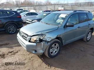 2007 Toyota RAV4 with VIN JTMBD33V476037999, listed as a IAAI auction lot 41751398 with 147,125 mi miles. Bid and sale history available at carsss.com. Image 6.