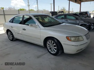 2008 Hyundai Azera Limited with VIN KMHFC46F18A275639, listed as a Copart auction lot 57425425 with 131,118 mi miles and Salvage title. Bid and sale history available at DreamBid. Image 4.