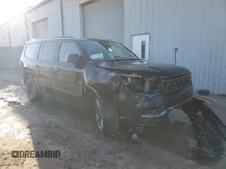 2024 Jeep Grand Wagoneer Series II Obsidian z VIN 1C4SJVFP6RS111595, wystawiony jako Copart lot #48257345 z przebiegiem 16 038 mil mil oraz Czysty tytuł • Clean title. Historia ofert i sprzedaży dostępna na DreamBid. Obrazek 4.