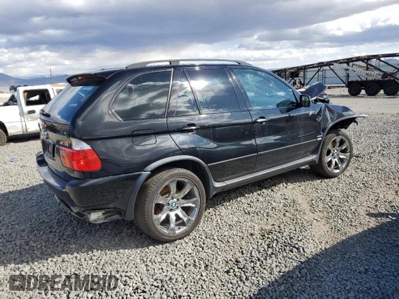 2005 BMW X5 4.8is with VIN 5UXFA93555LE83558, listed as a Copart auction lot 47374685 with 0 mi miles and Salvage Title. Bid and sale history available at carsss.com. Image 3.