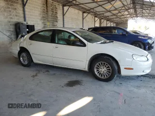 2003 Chrysler Concorde LXi z VIN 2C3HD36M03H575643, wystawiony jako Copart lot #71835623 z przebiegiem 184 872 mil mil oraz Szkody całkowita. Historia ofert i sprzedaży dostępna na DreamBid. Obrazek 4.