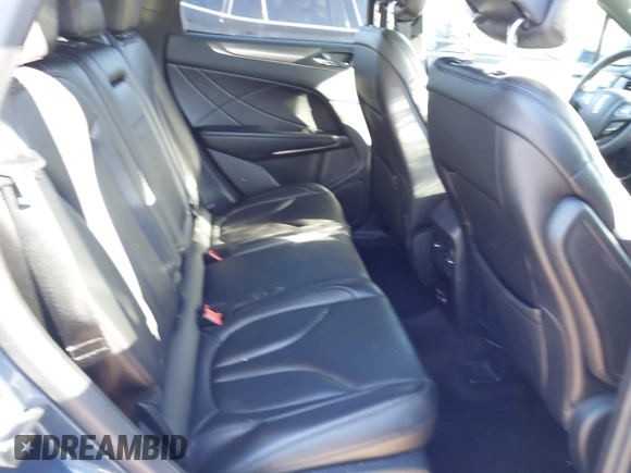 2018 Lincoln MKC Premiere with VIN 5LMCJ1D9XJUL22625, listed as a IAAI auction lot 40558543 with 60,088 mi miles and . Bid and sale history available at DreamBid. Image 8.