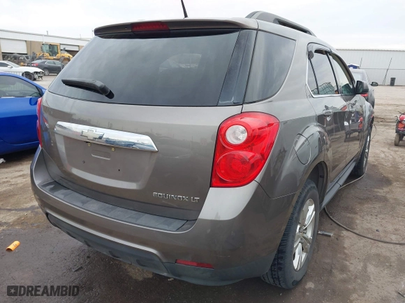 2010 Chevrolet Equinox LT w/1LT with VIN 2CNALDEW0A6330256, listed as a IAAI auction lot 41847433 with 116,869 mi miles. Bid and sale history available at carsss.com. Image 4.