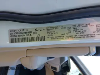 2022 Jeep Grand Cherokee Limited z VIN 1C4RJHBG1N8619387, wystawiony jako IAAI lot #41770859 z przebiegiem 49 814 mil mil oraz . Historia ofert i sprzedaży dostępna na DreamBid. Obrazek 9.