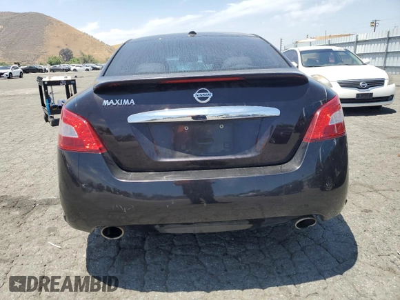2011 Nissan Maxima SV z VIN 1N4AA5AP8BC811367, wystawiony jako Copart lot #61268655 z przebiegiem 147 230 mil mil oraz Czysty tytuł • Clean title. Historia ofert i sprzedaży dostępna na DreamBid. Obrazek 6.