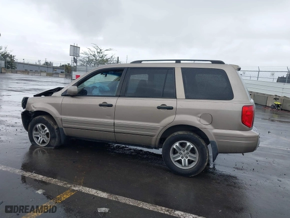 2004 Honda Pilot EX with VIN 2HKYF18604H582741, listed as a IAAI auction lot 41572039 with 225,101 mi miles. Bid and sale history available at carsss.com. Image 14.