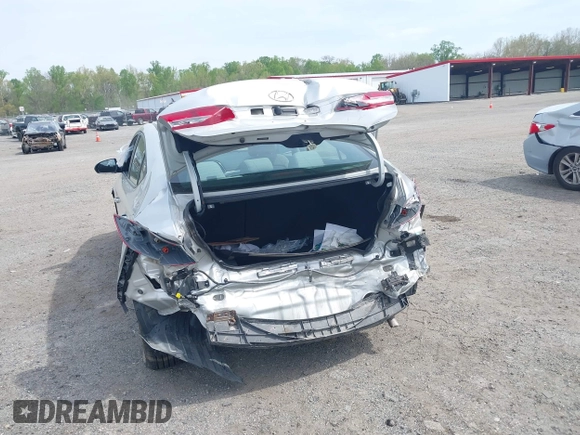 2018 Hyundai Elantra SEL with VIN 5NPD84LF0JH221829, listed as a IAAI auction lot 42105894 with 74,854 mi miles and . Bid and sale history available at DreamBid. Image 6.