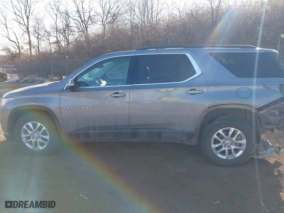 2020 Chevrolet Traverse LT Leather with VIN 1GNEVHKW5LJ316880, listed as a IAAI auction lot 41387661 with 35,268 mi miles. Bid and sale history available at carsss.com. Image 15.