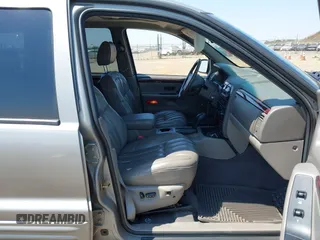 2000 Jeep Grand Cherokee Limited with VIN 1J4GW58N5YC361724, listed as a IAAI auction lot 42722980 with 136,590 mi miles and . Bid and sale history available at DreamBid. Image 5.